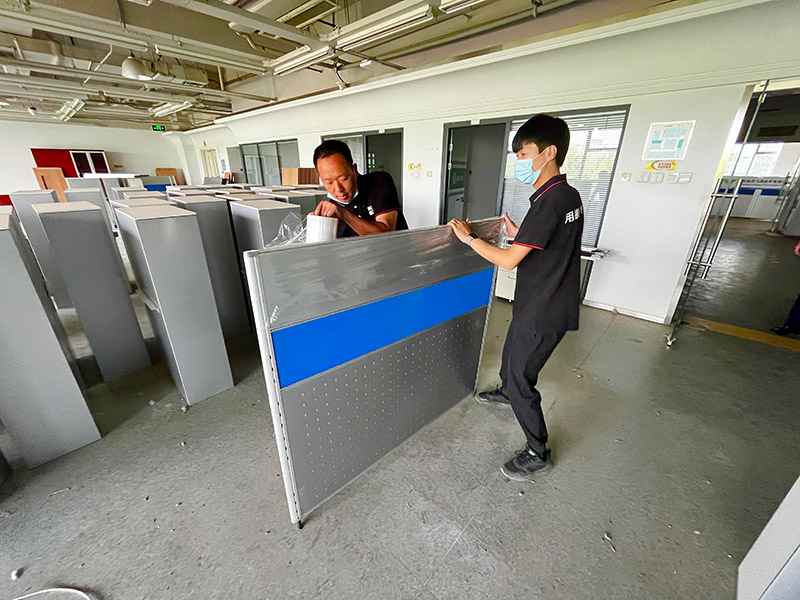 上海搬家公司:-)大众搬家:-(遇到封路怎么办